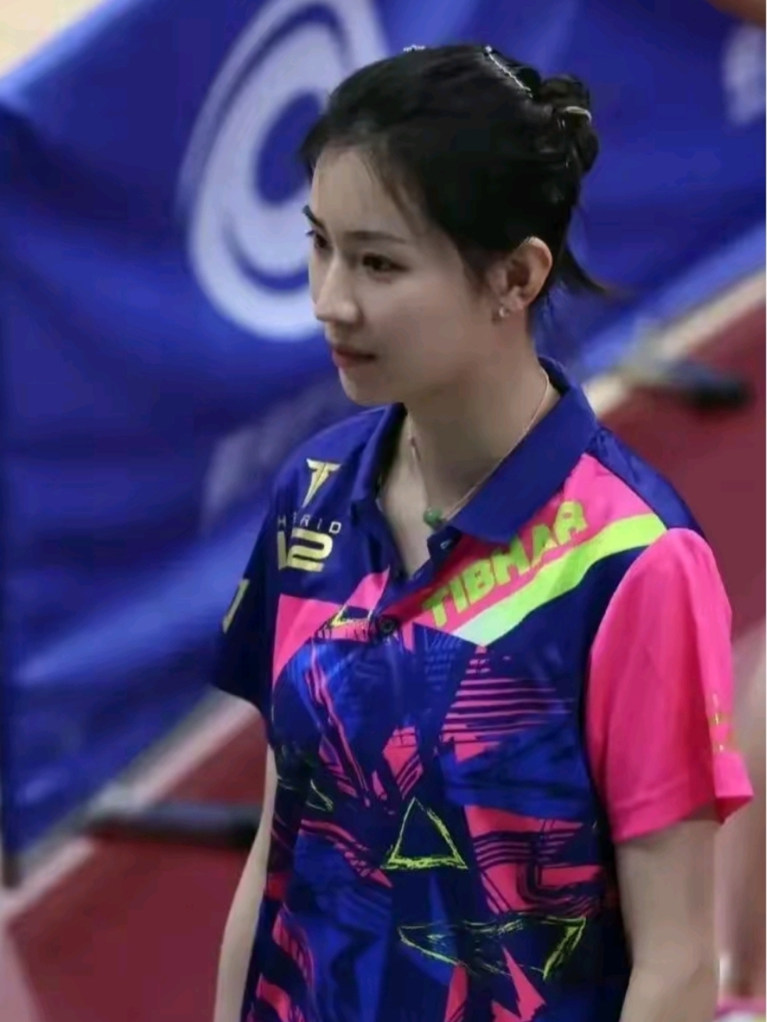 世界级球员技艺高超，赛场争锋