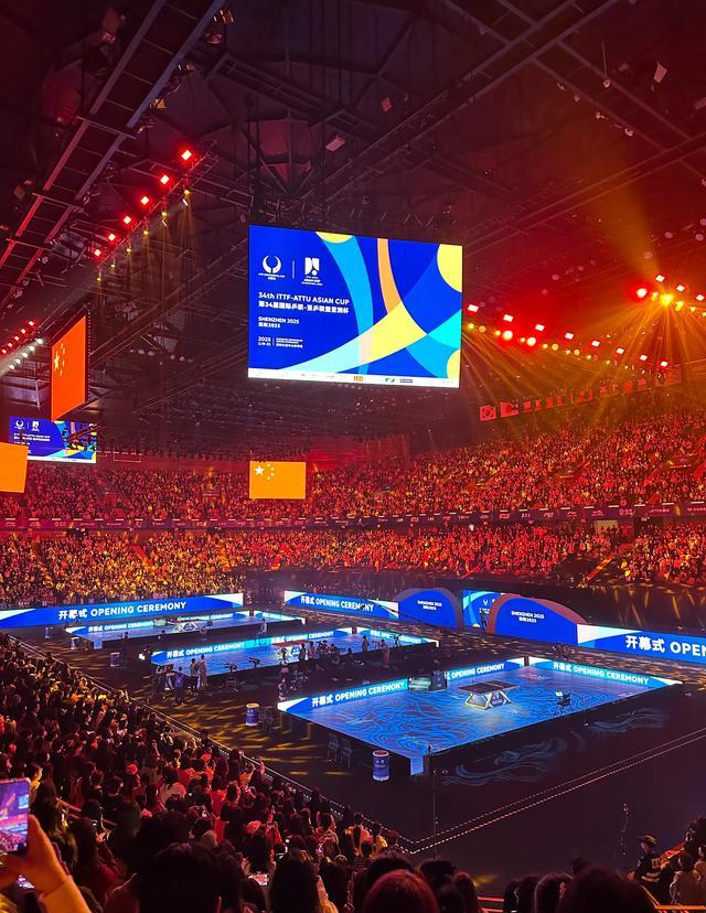 包含斯图加特全队奋力拼搏，收获一场胜利的词条