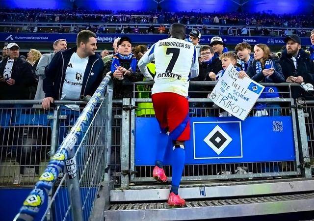 汉堡队体能下滑，德甲危机愈加尖锐