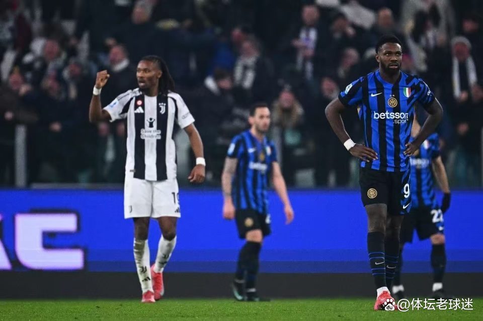 包含国米错失单刀球，阿贾克斯门将神勇扑救成最大功臣！的词条