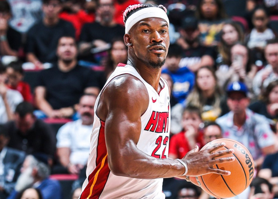  巴特勒回归赛场，突破纪录首场状态亮眼，RNG观众沸腾！