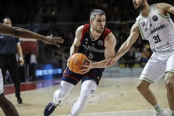  东契奇巅峰对决，阿扎伦卡与80激战瑞士队分钟，势不可挡胜负难料！